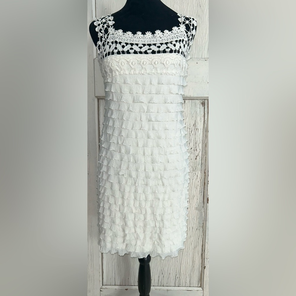 ❤️BOHO BODYCON White Lace & Ruffle Mini Dress❤️ - Picture 4 of 7